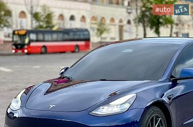 Седан Tesla Model 3 2021 в Харкові