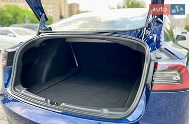 Седан Tesla Model 3 2021 в Харкові
