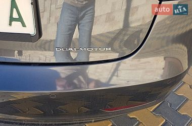 Седан Tesla Model 3 2018 в Одессе