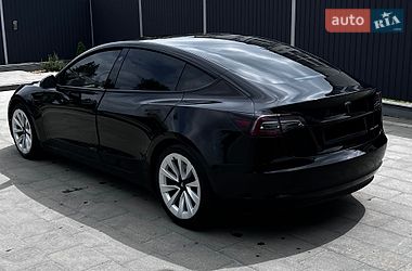 Седан Tesla Model 3 2021 в Самборе
