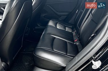 Седан Tesla Model 3 2021 в Самборе