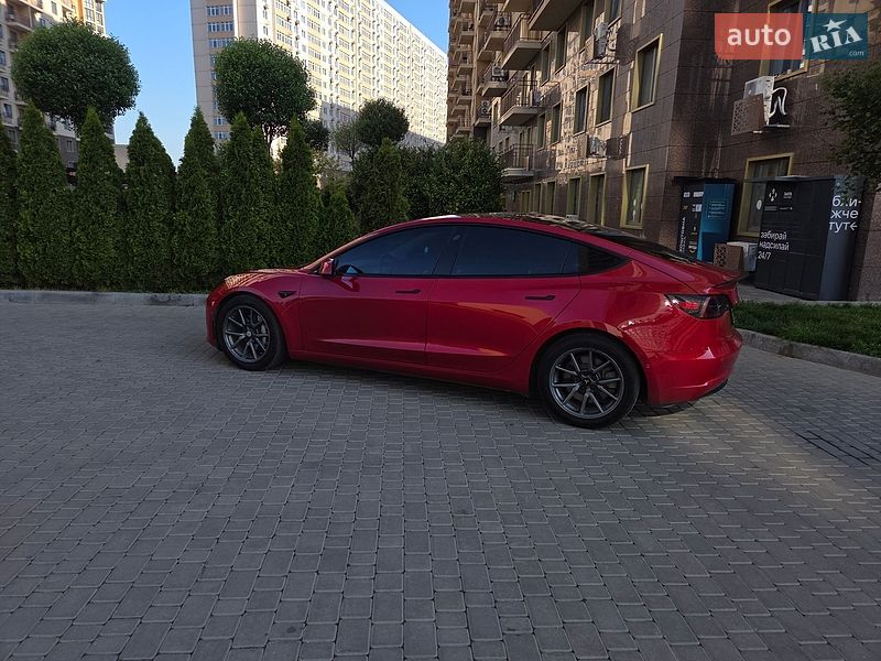 Седан Tesla Model 3 2019 в Одессе