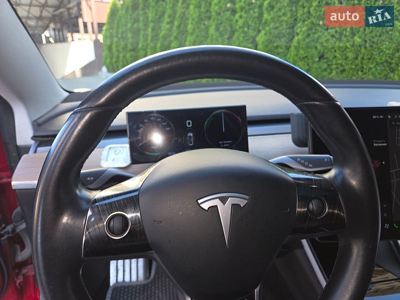 Седан Tesla Model 3 2019 в Одессе