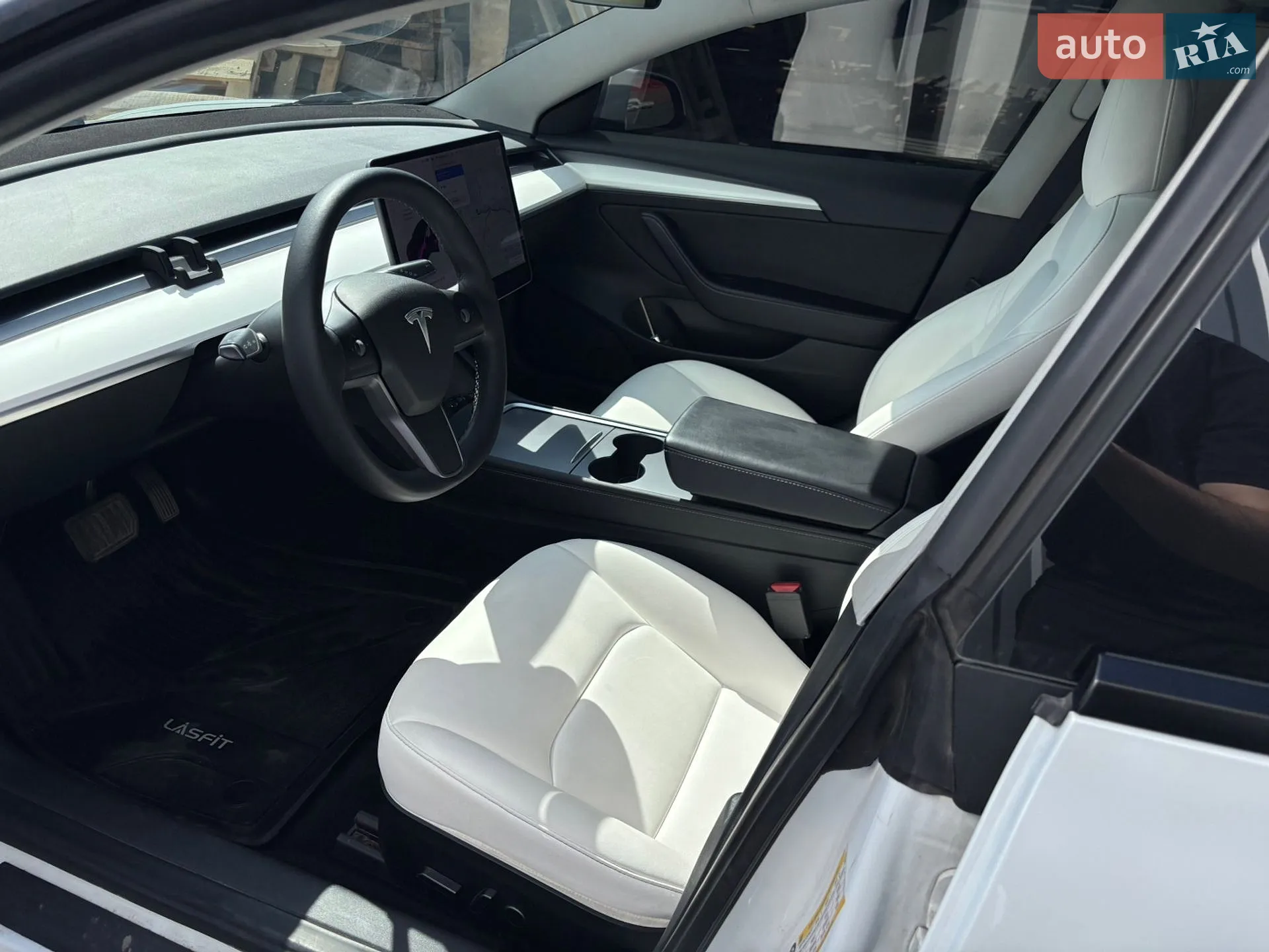 2021 Tesla Model 3 - мініатюра 9