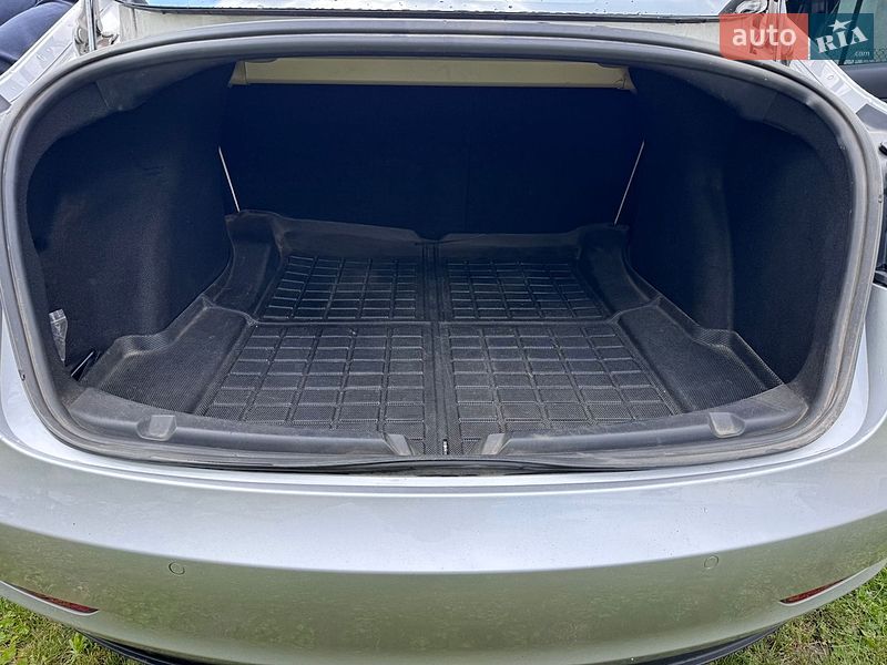 Седан Tesla Model 3 2018 в Великих Мостах фото 6 Седан Tesla Model 3 2018 в Великих Мостах