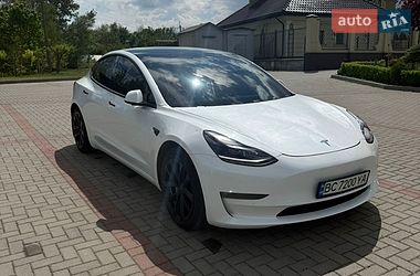Седан Tesla Model 3 2021 в Золочеве