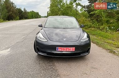 Седан Tesla Model 3 2021 в Калиновке