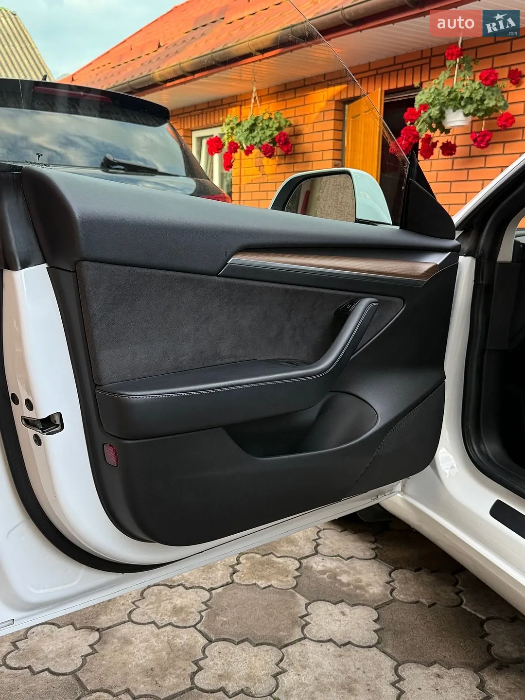 2022 Tesla Model 3 - мініатюра 14