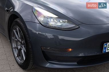 Седан Tesla Model 3 2022 в Дрогобыче
