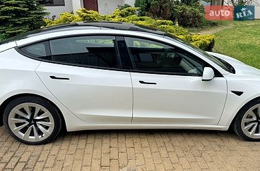 Седан Tesla Model 3 2022 в Дніпрі