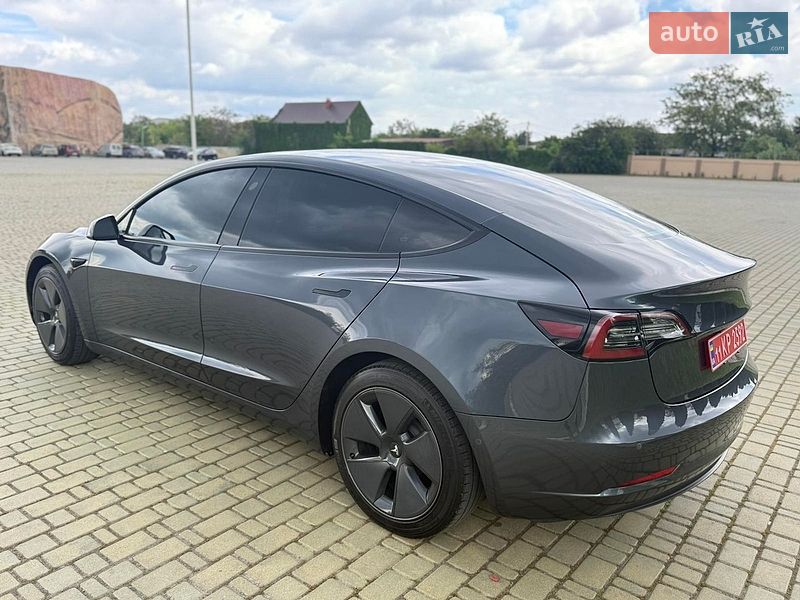Седан Tesla Model 3 2020 в Одессе