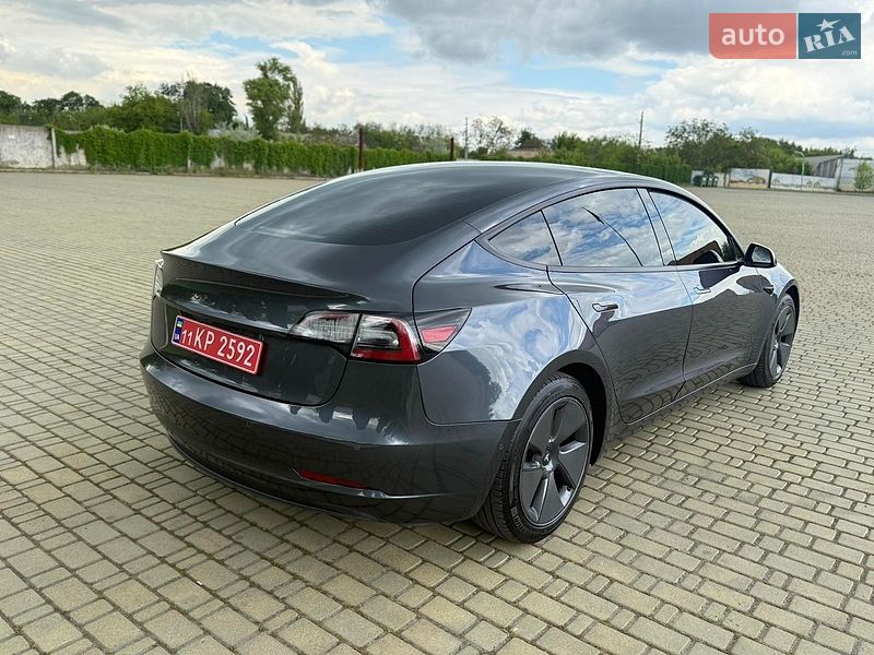 Седан Tesla Model 3 2020 в Одессе