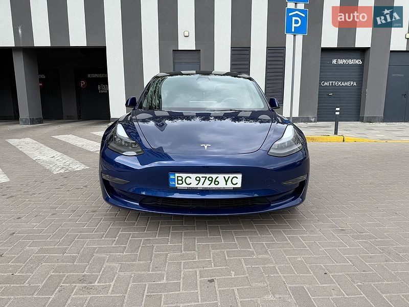 Седан Tesla Model 3 2023 в Львові фото 3 Седан Tesla Model 3 2023 в Львові