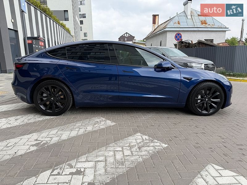 Седан Tesla Model 3 2023 в Львові фото 9 Седан Tesla Model 3 2023 в Львові