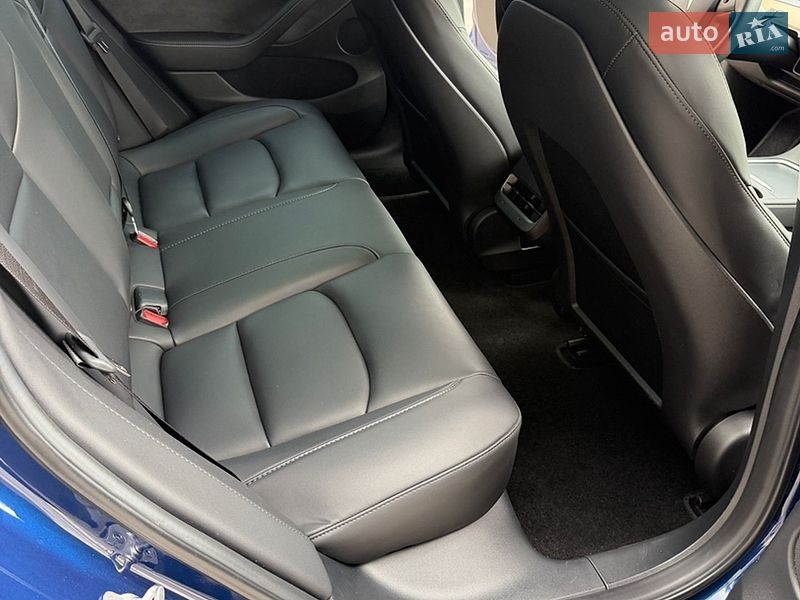 Седан Tesla Model 3 2023 в Львові фото 18 Седан Tesla Model 3 2023 в Львові