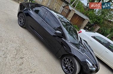 Седан Tesla Model 3 2019 в Ивано-Франковске