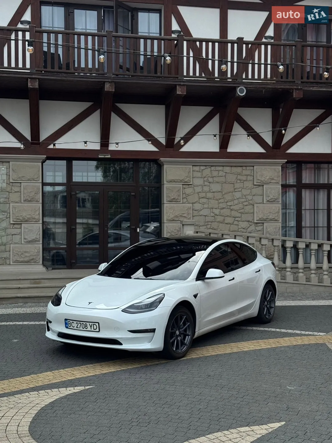 2022 Tesla Model 3 - мініатюра 3