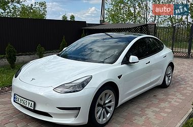 Седан Tesla Model 3 2021 в Хмельницькому