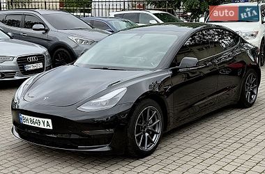 Седан Tesla Model 3 2020 в Одесі