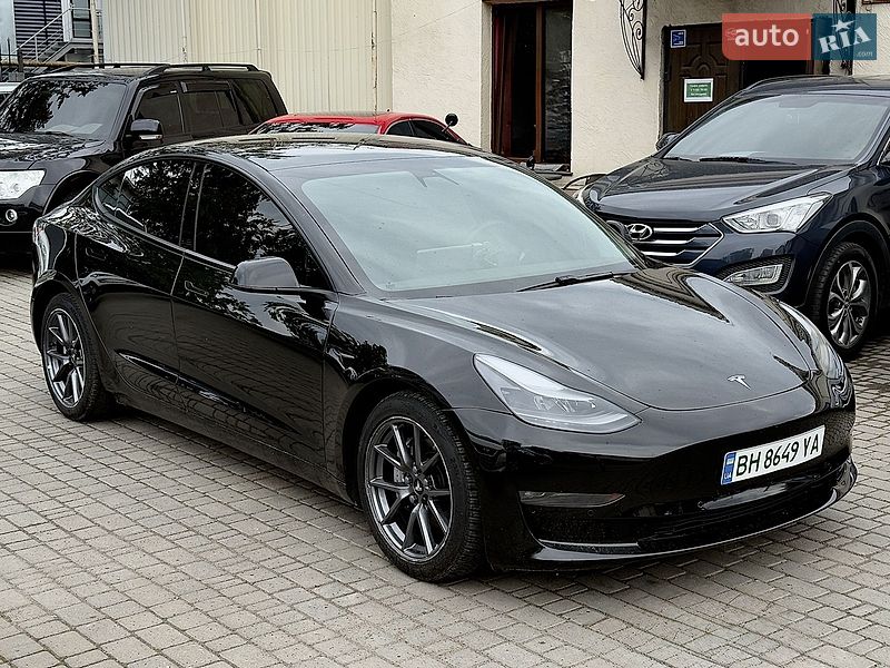 Седан Tesla Model 3 2020 в Одессе