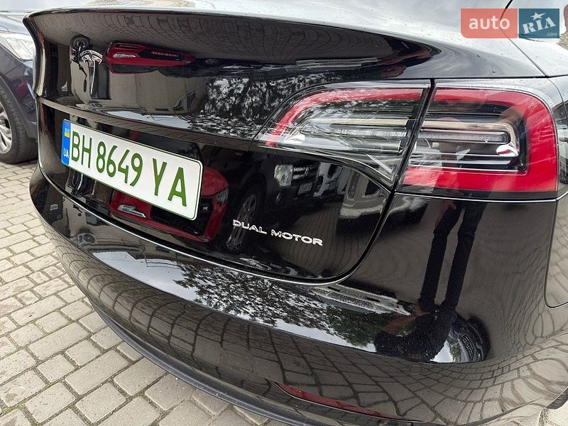 Седан Tesla Model 3 2020 в Одессе
