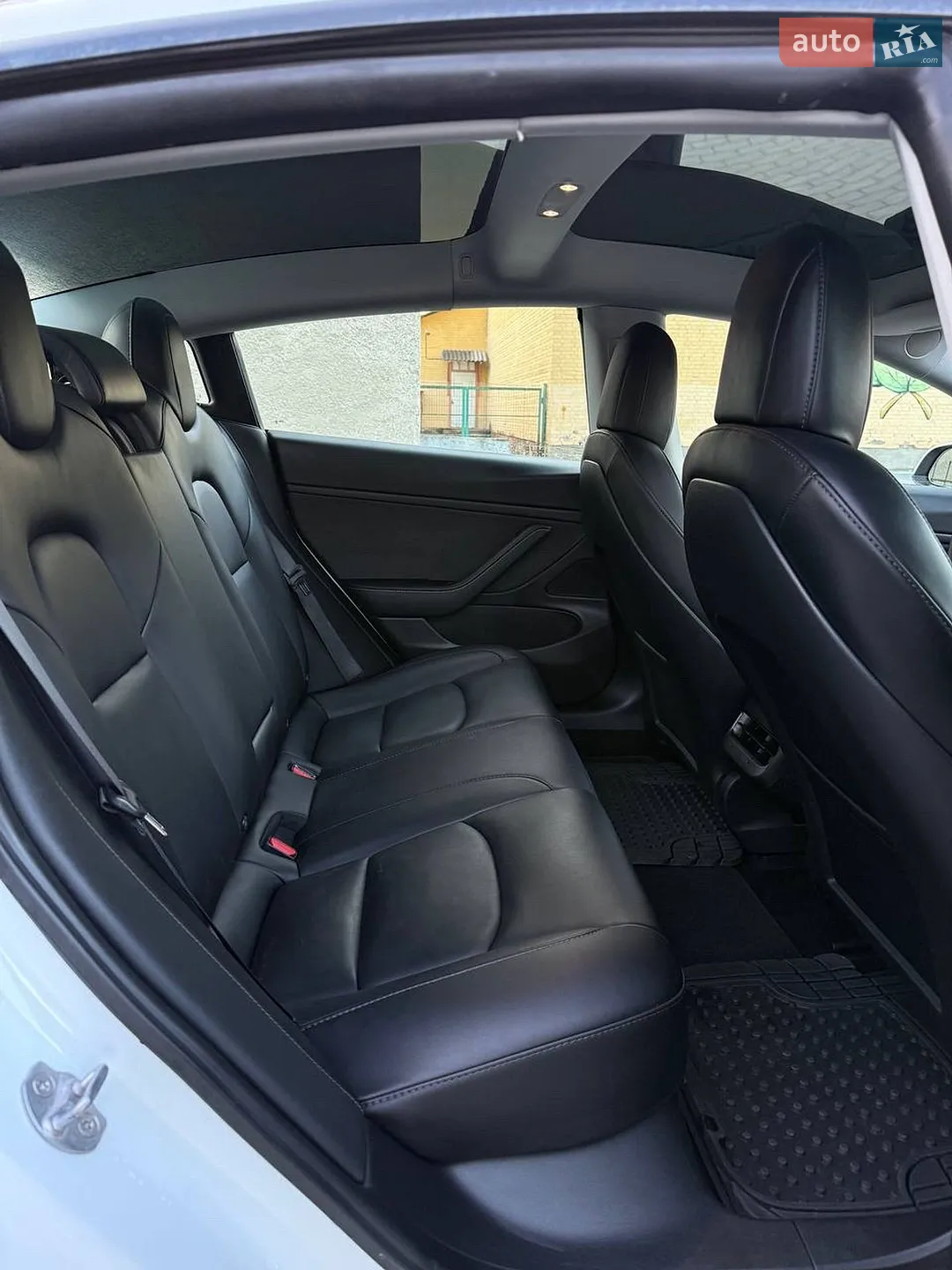 2021 Tesla Model 3 - мініатюра 14