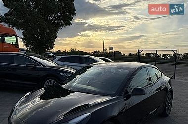 Седан Tesla Model 3 2022 в Дніпрі