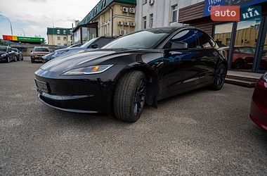 Седан Tesla Model 3 2024 в Києві