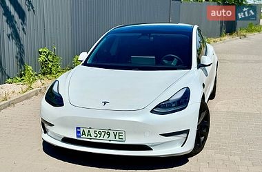 Седан Tesla Model 3 2021 в Дніпрі