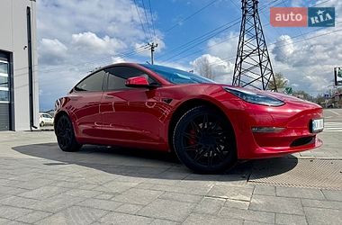 Седан Tesla Model 3 2022 в Вінниці