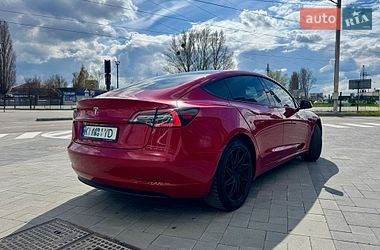 Седан Tesla Model 3 2022 в Виннице