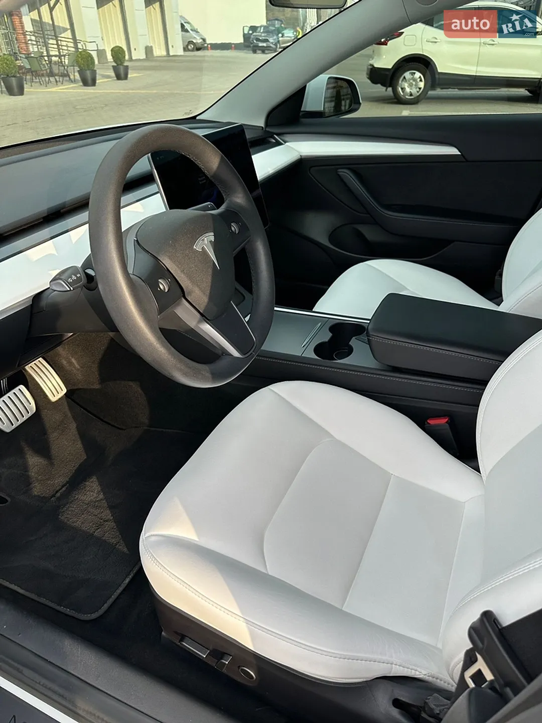 2022 Tesla Model 3 - мініатюра 9