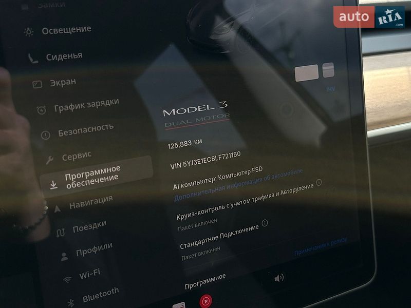 Седан Tesla Model 3 2020 в Львове