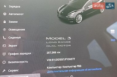 Седан Tesla Model 3 2018 в Киеве