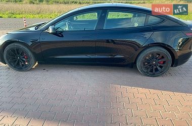 Седан Tesla Model 3 2022 в Рівному