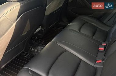 Седан Tesla Model 3 2021 в Киеве