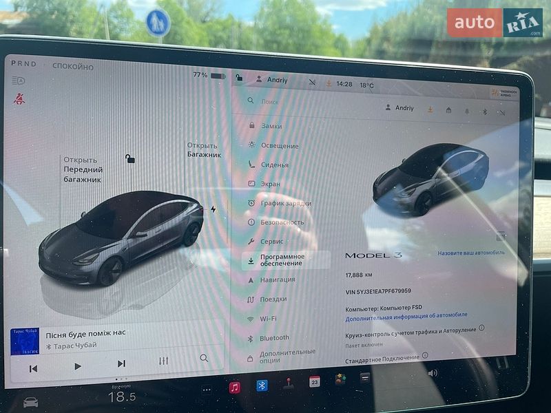 Седан Tesla Model 3 2023 в Львові