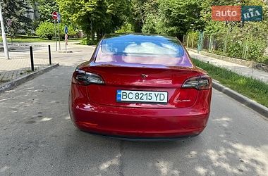 Седан Tesla Model 3 2022 в Золочеві