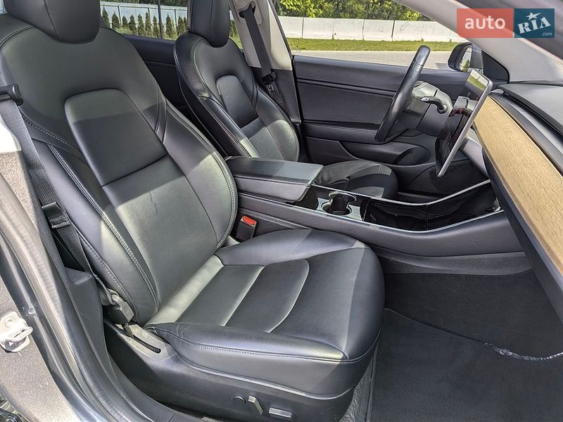 Седан Tesla Model 3 2018 в Луцке фото 16 Седан Tesla Model 3 2018 в Луцке
