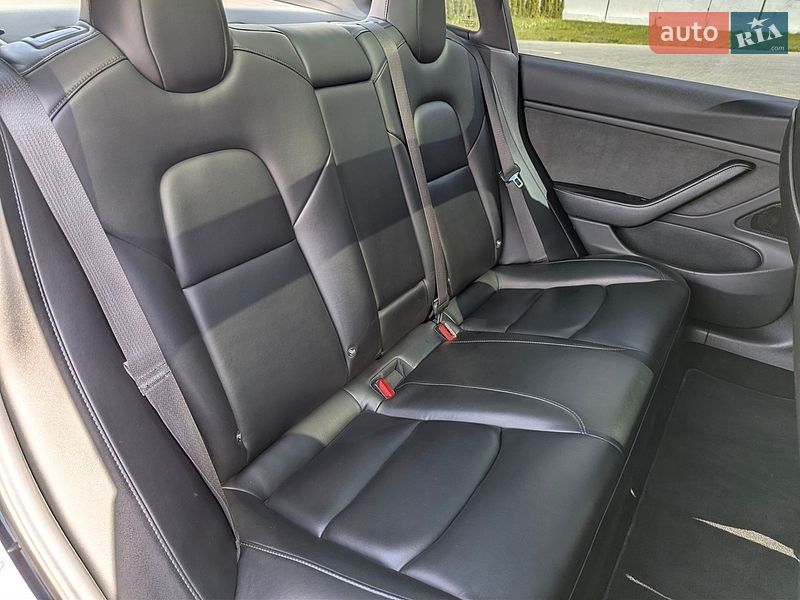 Седан Tesla Model 3 2018 в Луцке фото 19 Седан Tesla Model 3 2018 в Луцке