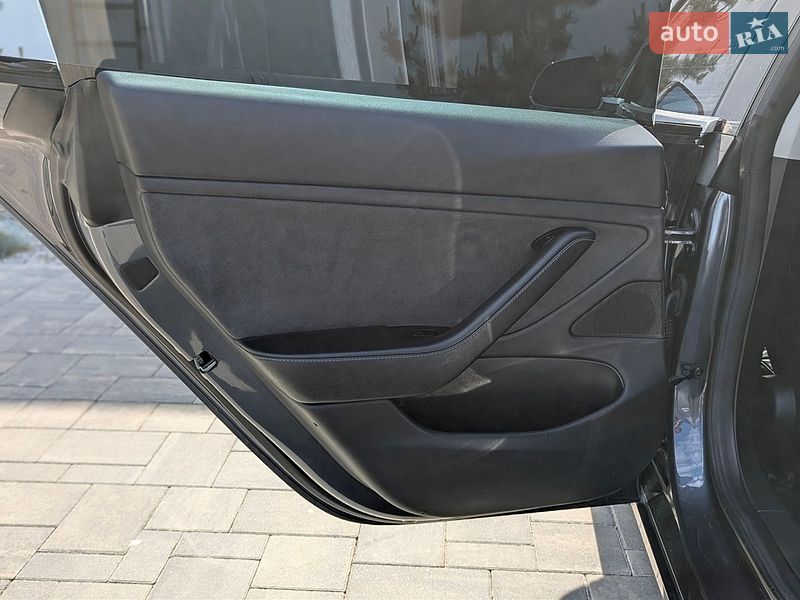 Седан Tesla Model 3 2018 в Луцке фото 24 Седан Tesla Model 3 2018 в Луцке