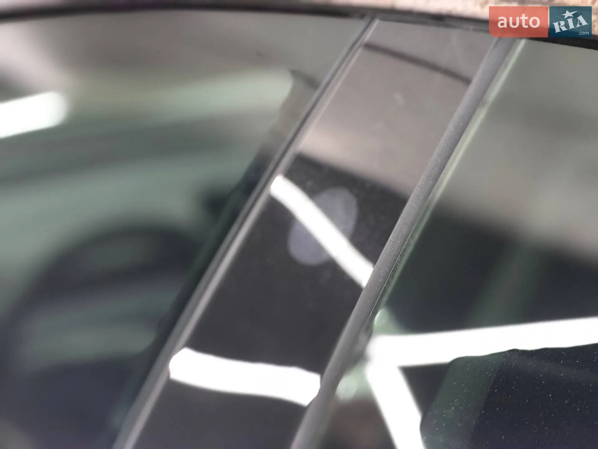 2025 Tesla Model 3 - мініатюра 30
