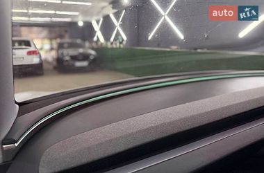 Седан Tesla Model 3 2025 в Киеве