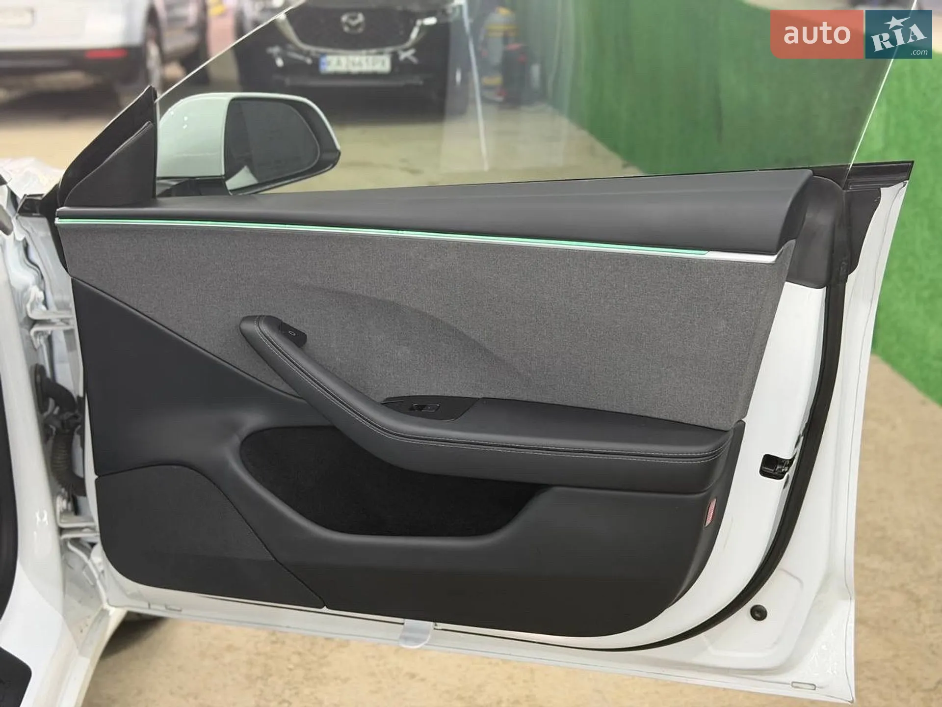 2025 Tesla Model 3 - мініатюра 52