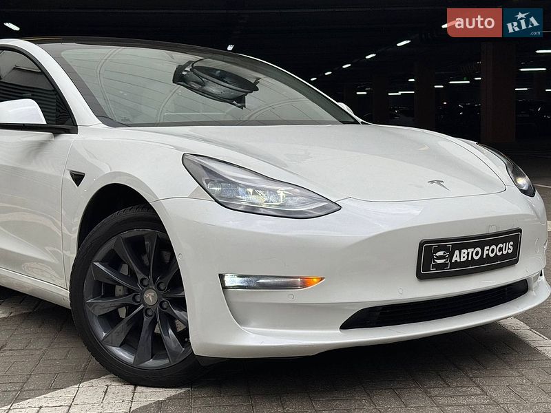 Седан Tesla Model 3 2021 в Києві фото 2 Седан Tesla Model 3 2021 в Києві