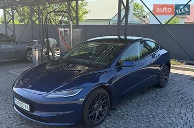 Седан Tesla Model 3 2024 в Киеве