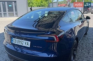 Седан Tesla Model 3 2024 в Киеве