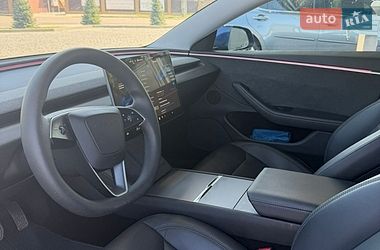 Седан Tesla Model 3 2024 в Киеве