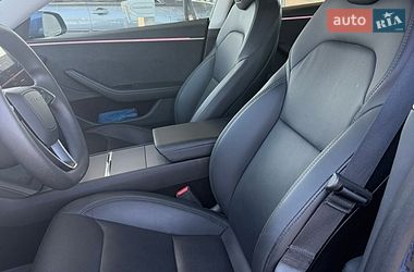 Седан Tesla Model 3 2024 в Киеве