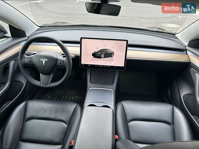 Седан Tesla Model 3 2022 в Дніпрі